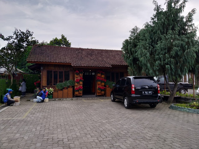 review kebun begonia lembang