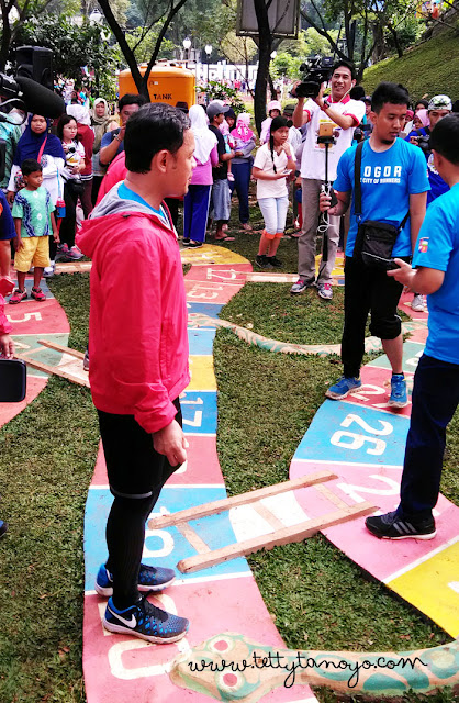 taman kaulinan lapangan sempur bogor