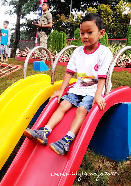 taman kaulinan lapangan sempur bogor