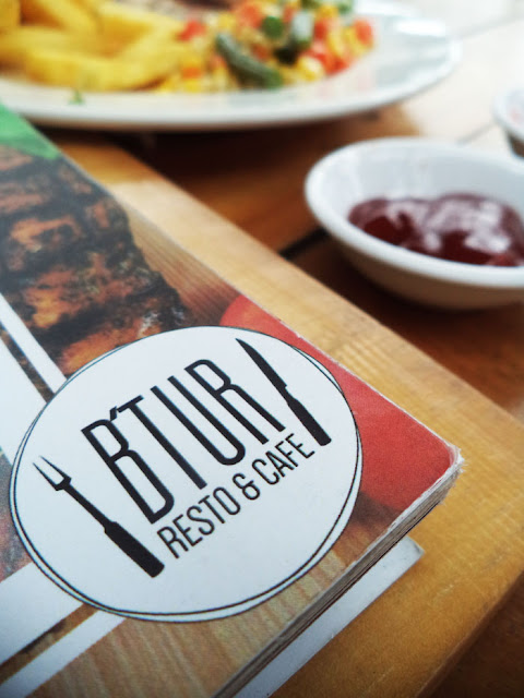 [Weekend Review] B'Tur Resto and Cafe a Friendly Place Buat Kumpul Bareng Teman dan Keluarga di Kawasan Puncak Bogor